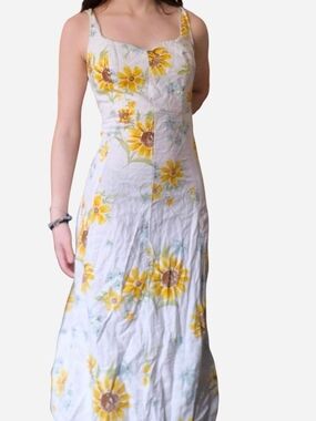 Old Navy White Sunflower Print Maxi Dress